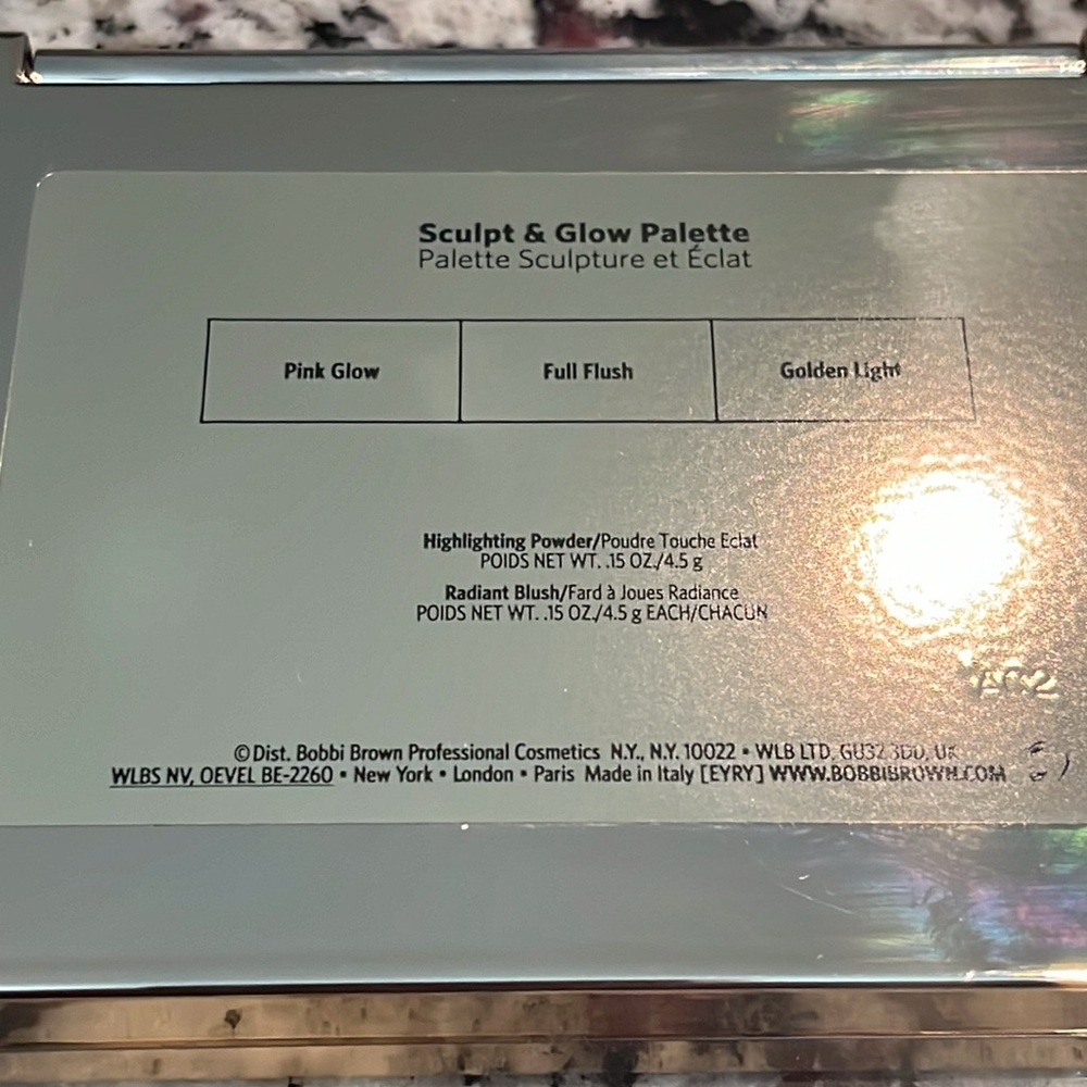 Bobbi Brown Limited Edition Sculpt and Glow Palette RARE! - Picture 9 of 11